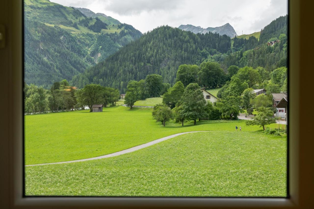 Gasthof Schwarzer Adler Hotell Steeg Eksteriør bilde